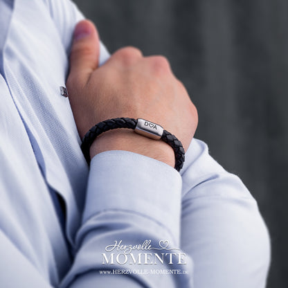 Herren Armband mit Gravur | Leder geflochten Silber